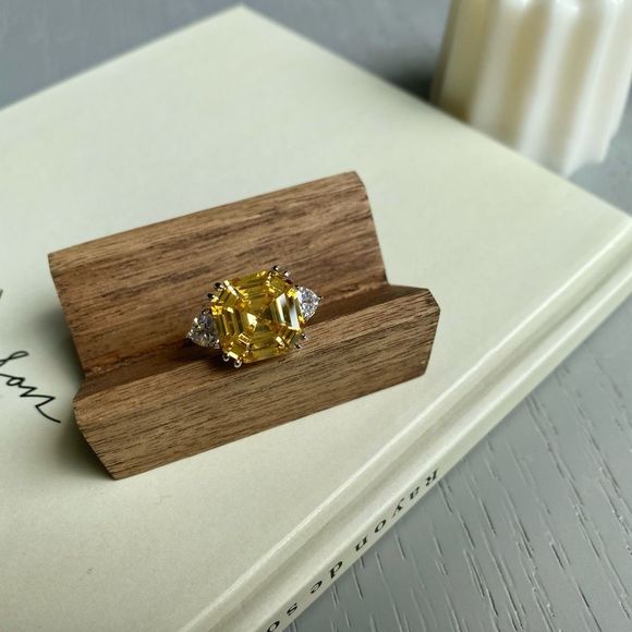 18K White Gold Plated Citrine Yellow CZ Statement Ring - Picture 2 of 4
